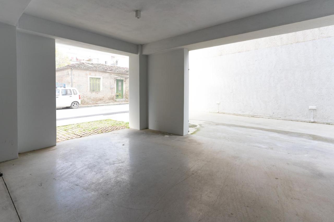 Olina'S Luxury Apartment Tríkala Kültér fotó